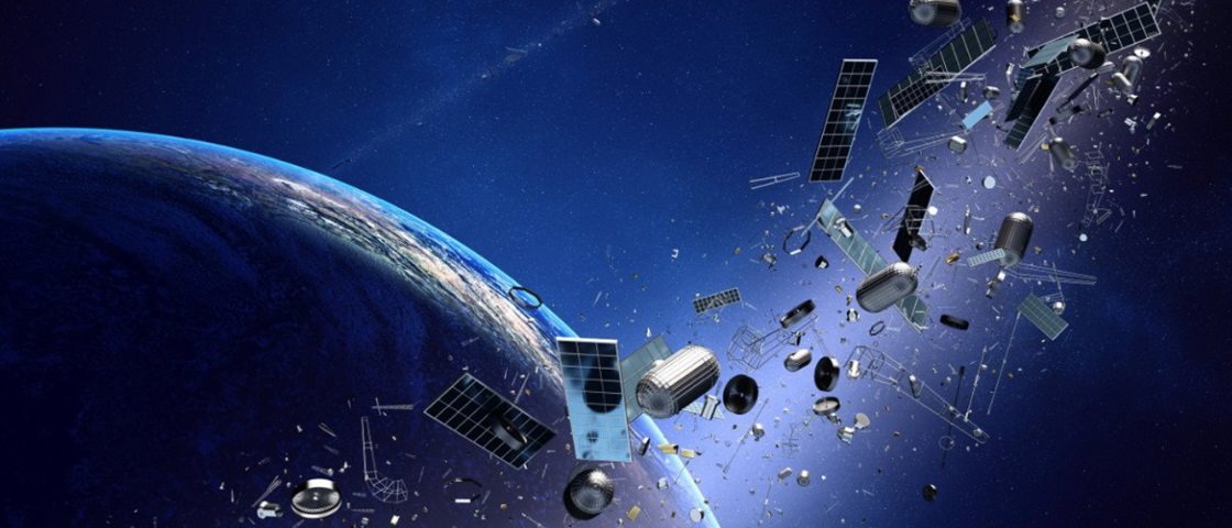 Lixo espacial é problema crescente com soluções difíceis – Jornal da USP