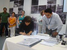 Oficineiros da Subprefeitura assinaram contrato de convênio com a Secretaria de Participação e Parceria 