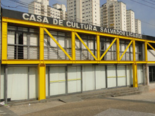 A Casa de Cultura Salvador Ligabue fica no Largo da Matriz Nossa Senhora do Ó, 215, na Freguesia do Ó, funciona de terça a sábado, das 09h00 às 17h00; aos domingos, das 09h00 às 14h00. 
