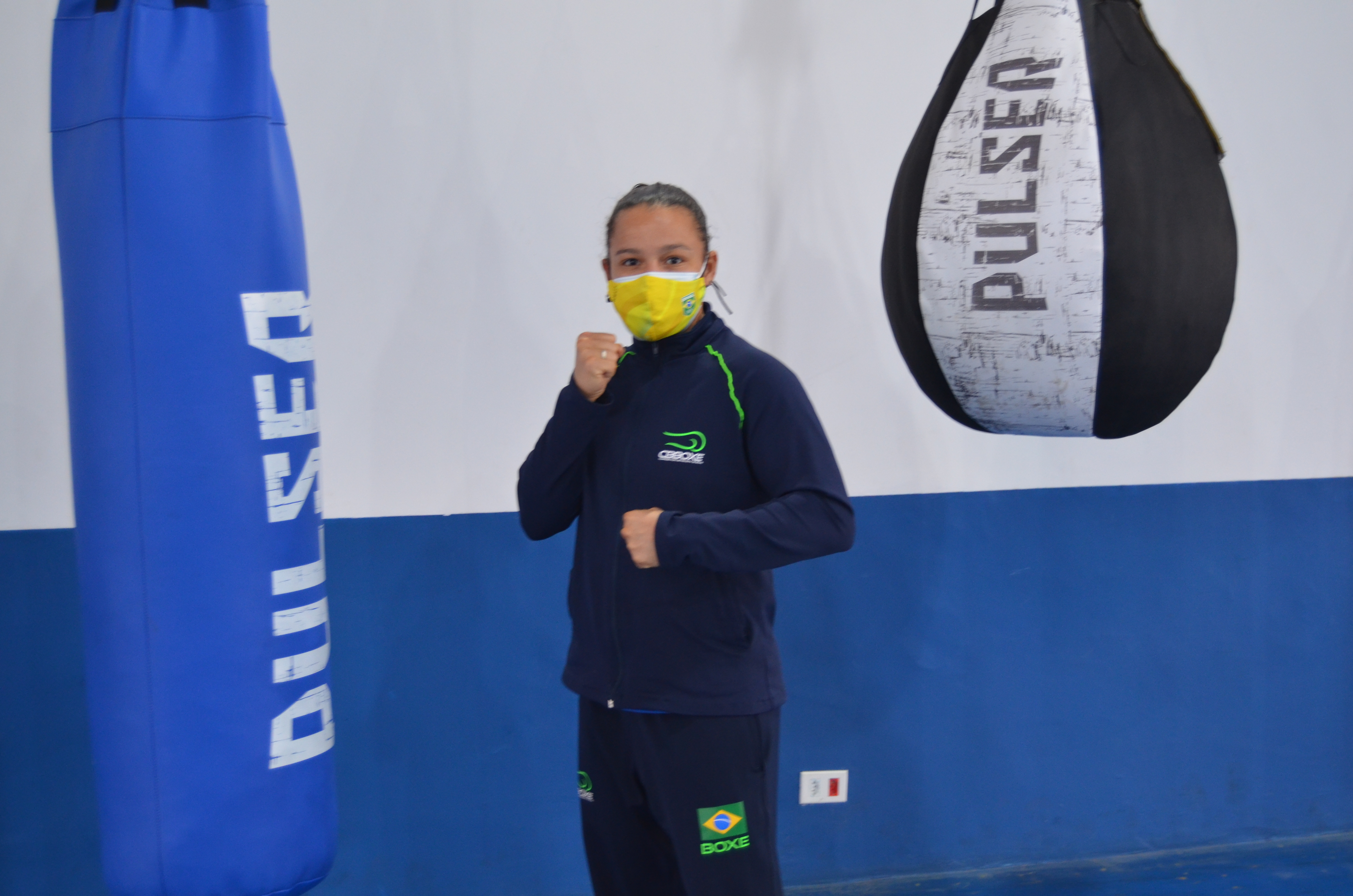 O secretário de Esportes e Lazer da Cidade de São Paulo, Thiago Milhim visitou a equipe de boxe que treina no Centro Esportivo Joerg Bruder em Santo Amaro.