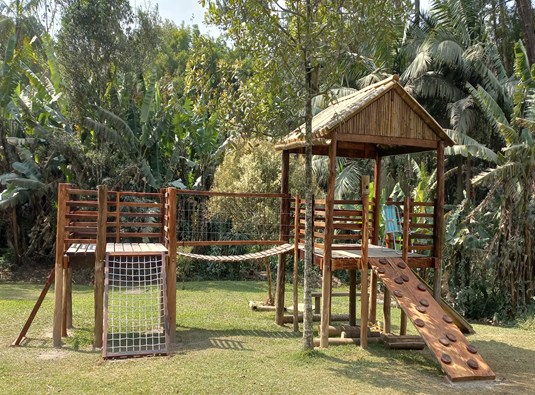 Jogo da velha no parque infantil