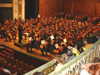 Orquestra de Cordas dos CEUs se apresenta no Municipal