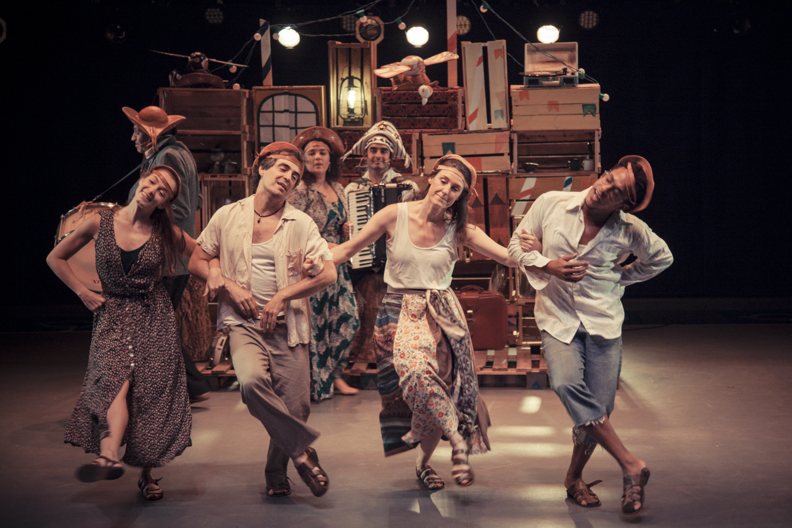Peça de teatro ‘De onde veio o baião’, da Companhia O que de que, faz parte da mostra em comemoração ao aniversário de 15 anos. Foto: Divulgação