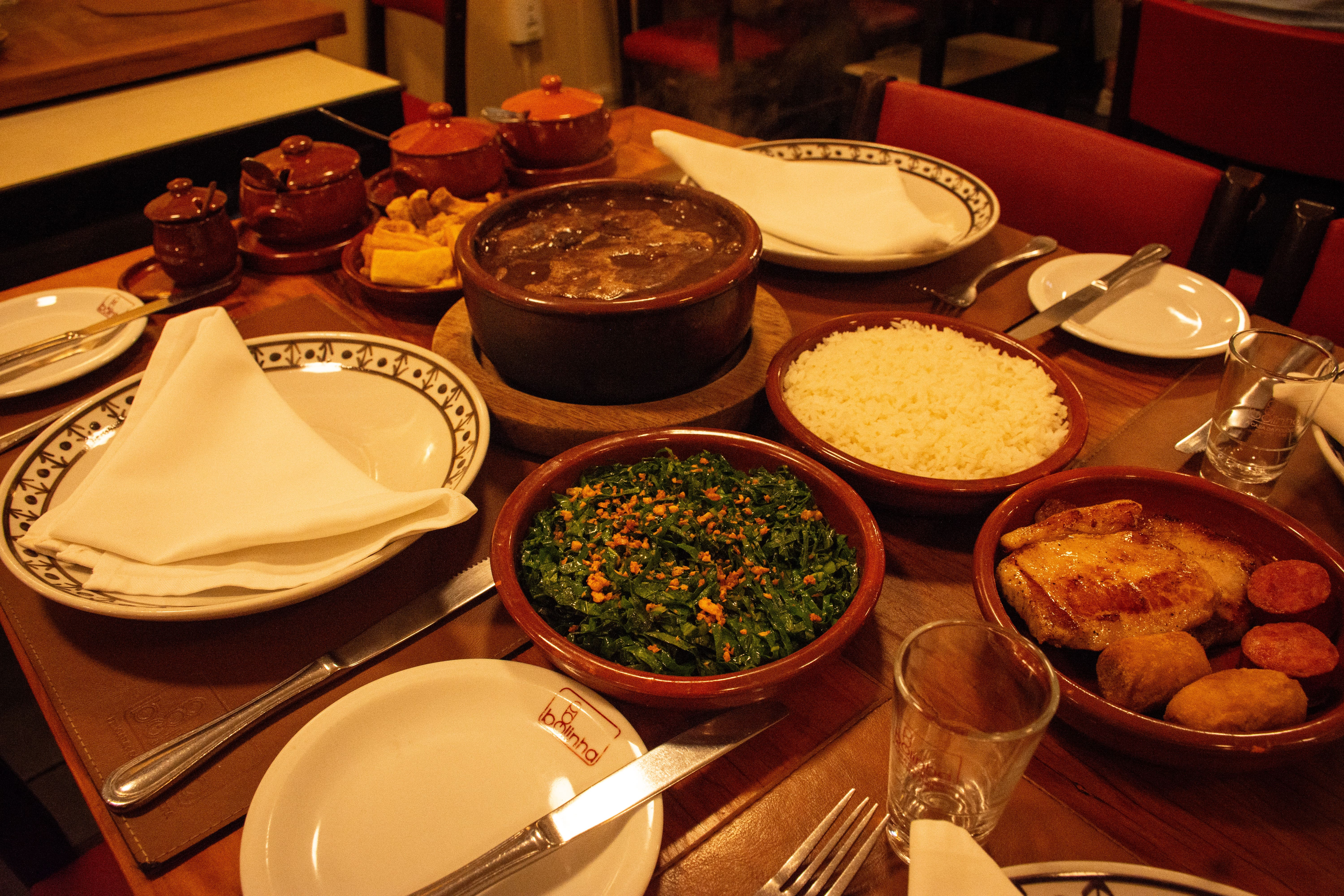 Restaurante Bolinha participa do Patrimônio à Mesa e serve sua feijoada com uma caipirinha de cortesia (Foto: Gustavo Gonçalves)