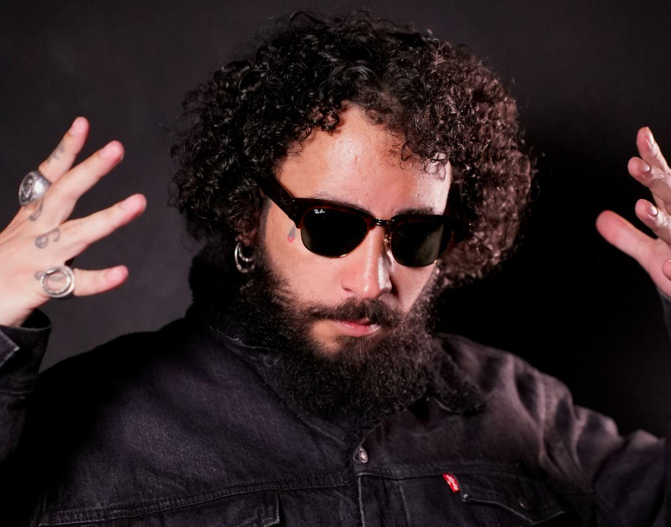 Rapper mineiro que compôs hits do baile como “Se Tá Solteira” e “De Kenner”, compartilha sua trajetória na música, às 16h