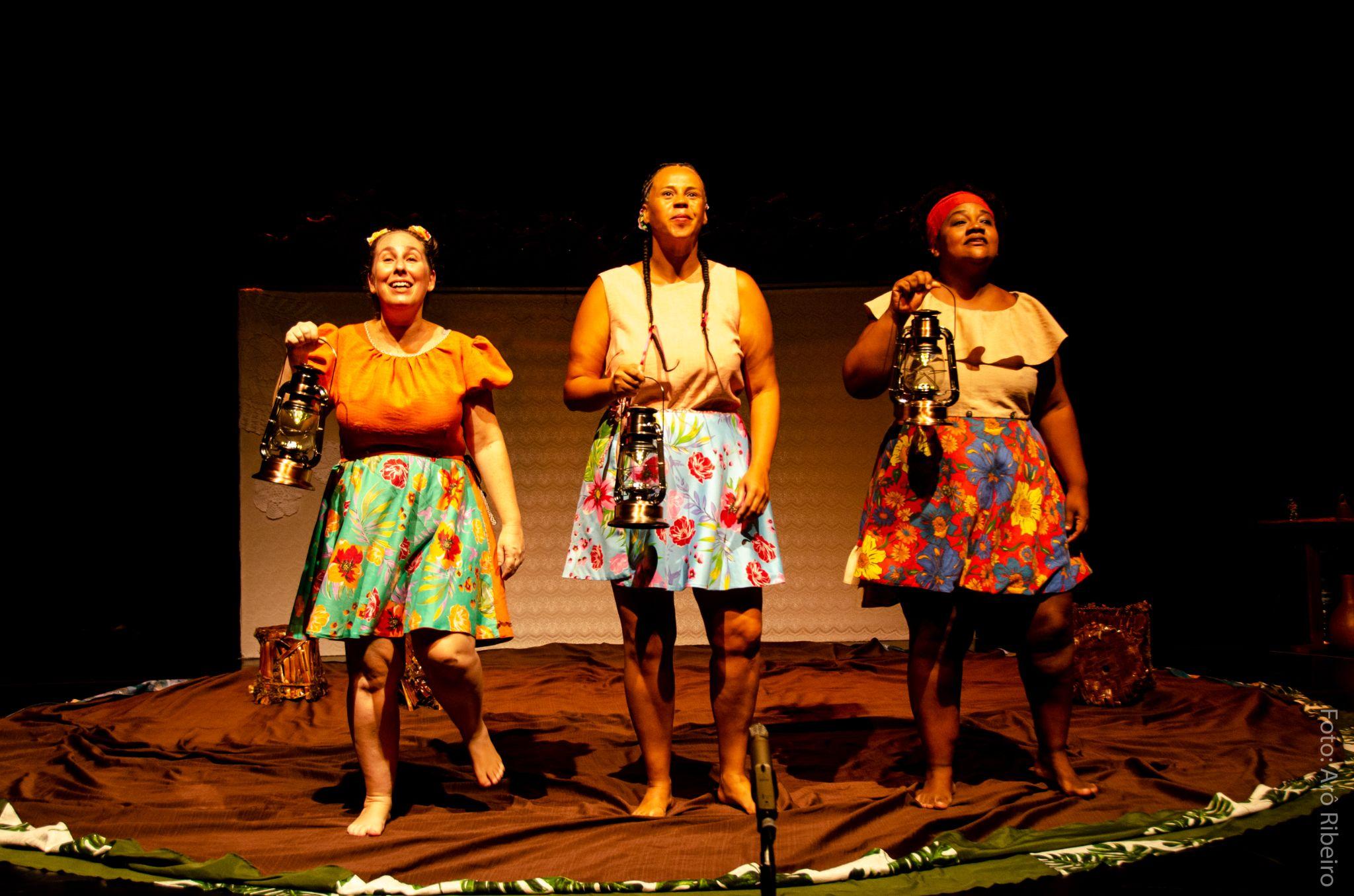 Espetáculo “A menina do candeeiro”. Foto: divulgação.