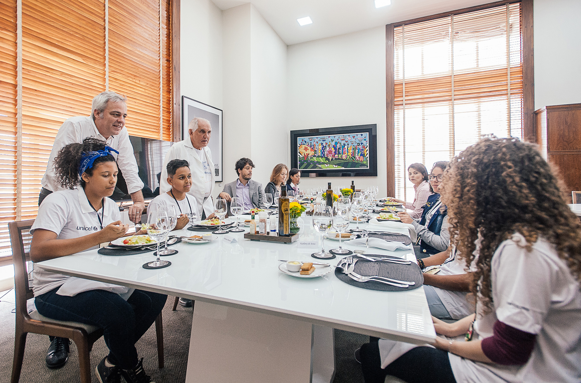 1096956-Almoço em homenagem ao Dia Mundial da Criança (Crianças no Controle)