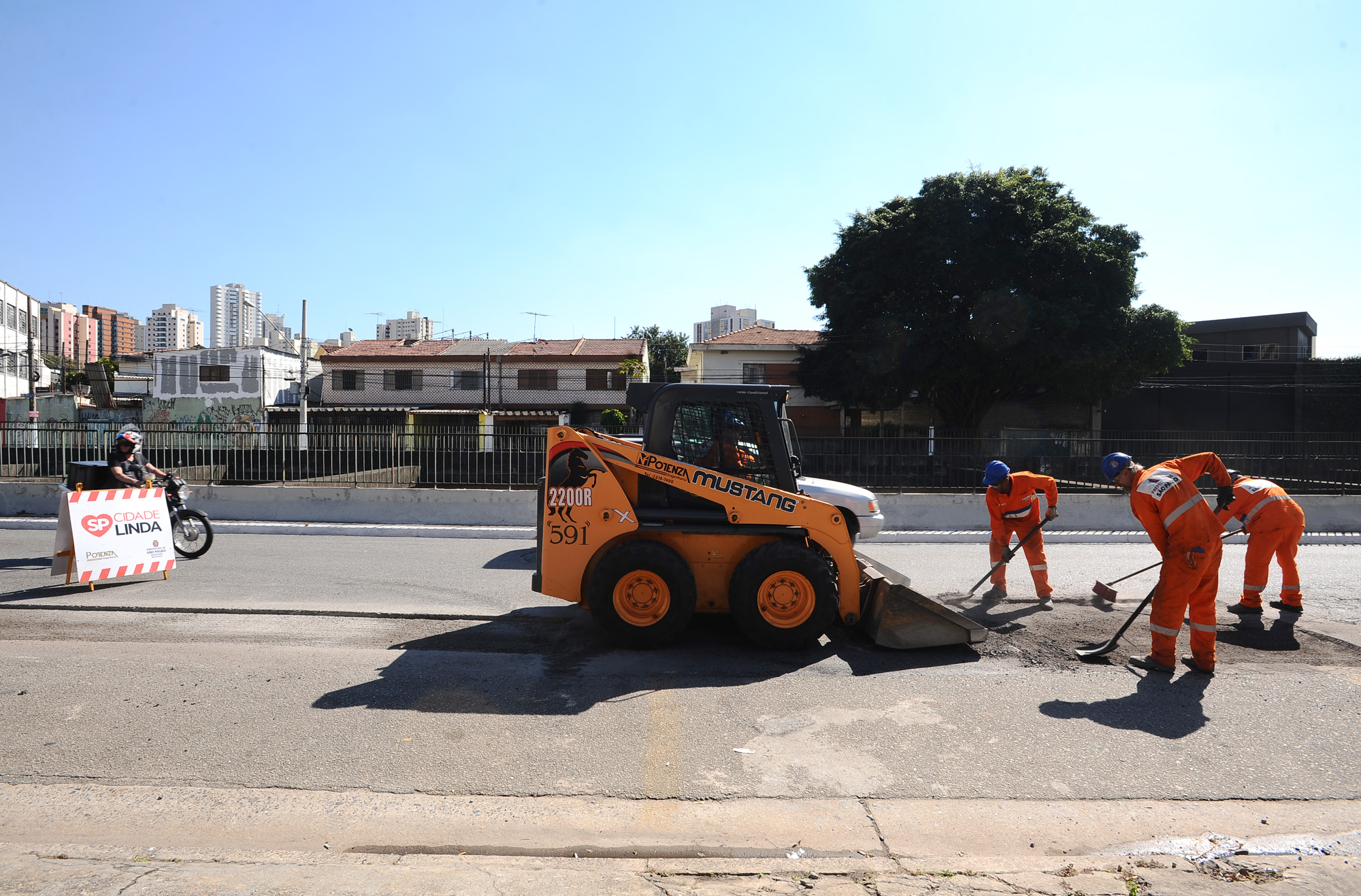 1262898-Tapa Buraco - Av. Estado