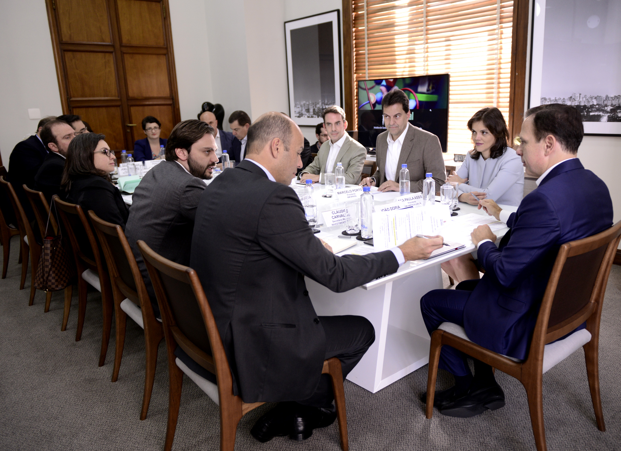 1418861-Presidente IBM America Latina . Ana Paula Assis