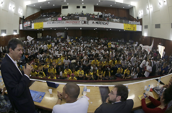 1434421-25º Congresso da UMES