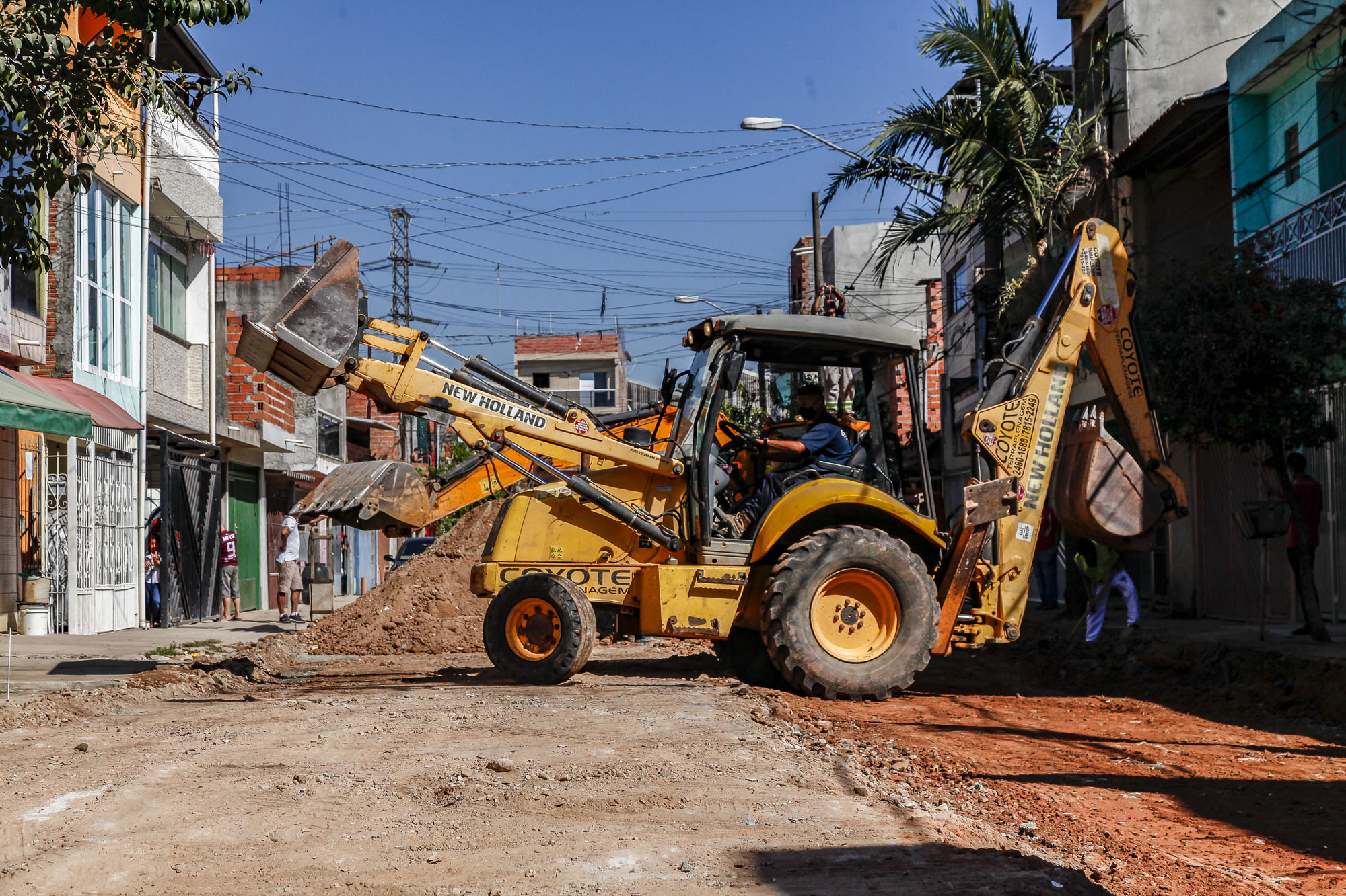 1580167-Início das obras de pavimentação no Jardim Keralux
