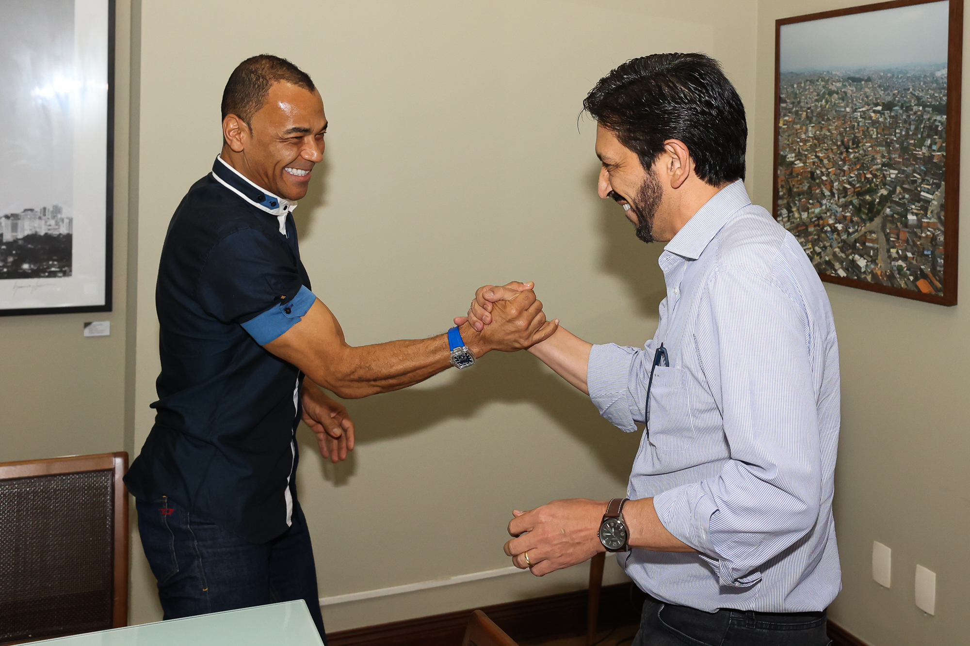 1646561-Reunião com Ex-Jogador de Futebol e Gestor do Grupo Calone – Cafu