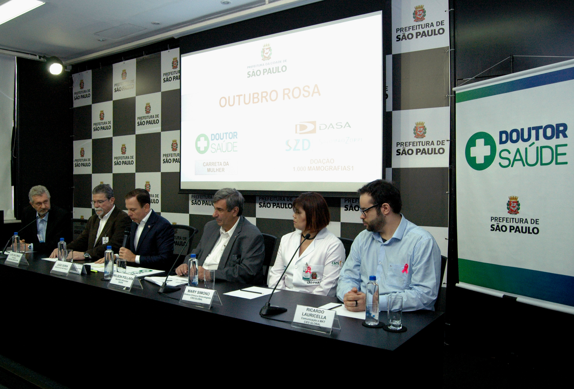 1555998-Carreta Dr. Saúde . Saúde da Mulher 