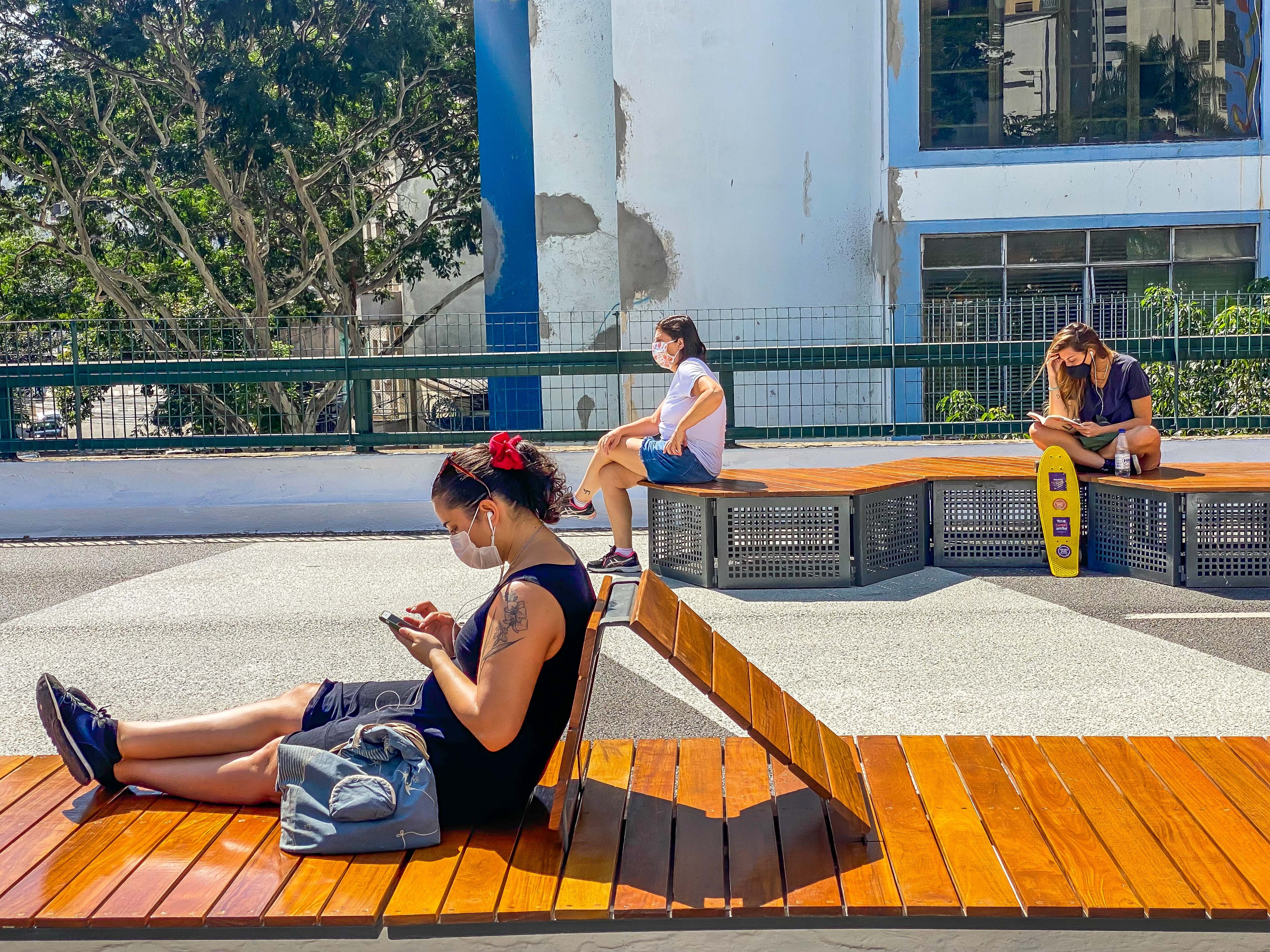 1659055-Novo Mobiliário para Lazer no Minhocão
