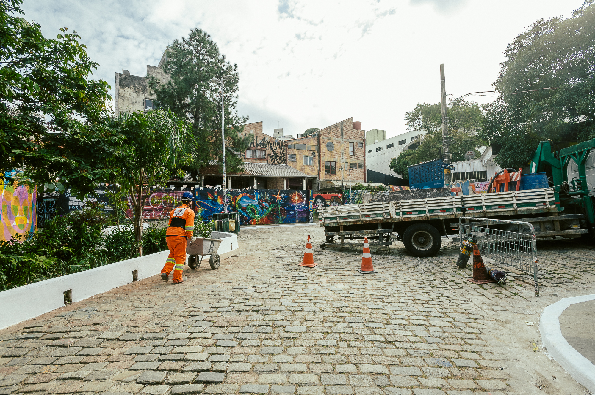 1481965-Obras Beco do Batman