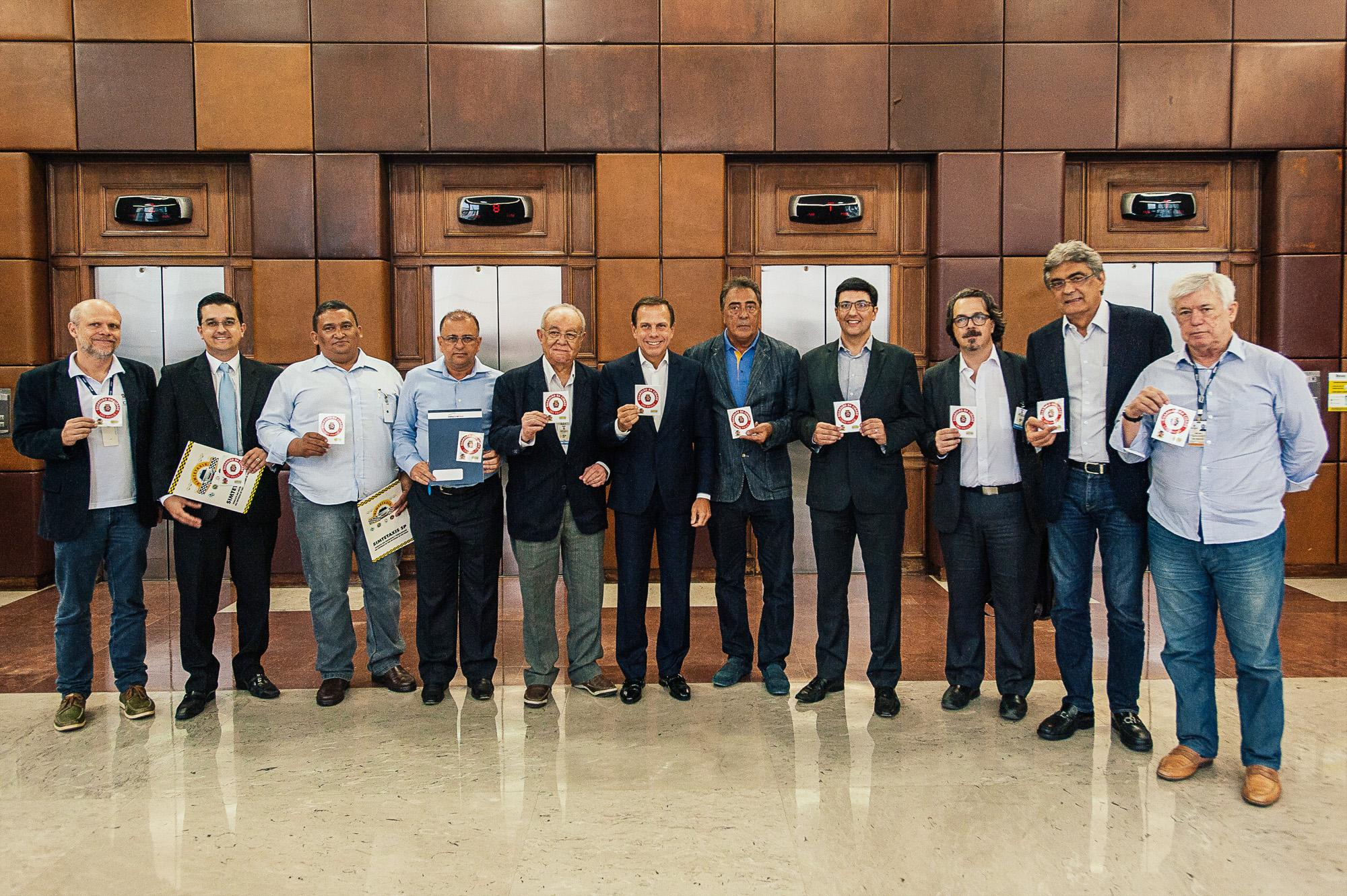 709591-Reunião com o Vereador Adilson Amadeu, Presidente do Simtetaxi (Sindicato dos Motoristas nas Empresas de Taxis no Estado de São Paulo) – Antonio Mathias (Ceará”), Presidente da Adetaxi (Associação das Empresas de Taxi de Frota do Município de São Paulo) – Ricardo Auriemma, Presidente da Guarucoop – Edmilson Americano, Sinditaxi (Sindicato dos Taxistas Autônomos de São Paulo) – Natalicio Bezerra, Advogado Fabio Godoy e Secretários Julio Semeghini (Governo) e Sérgio Avelleda (Mobilidade e Transportes)