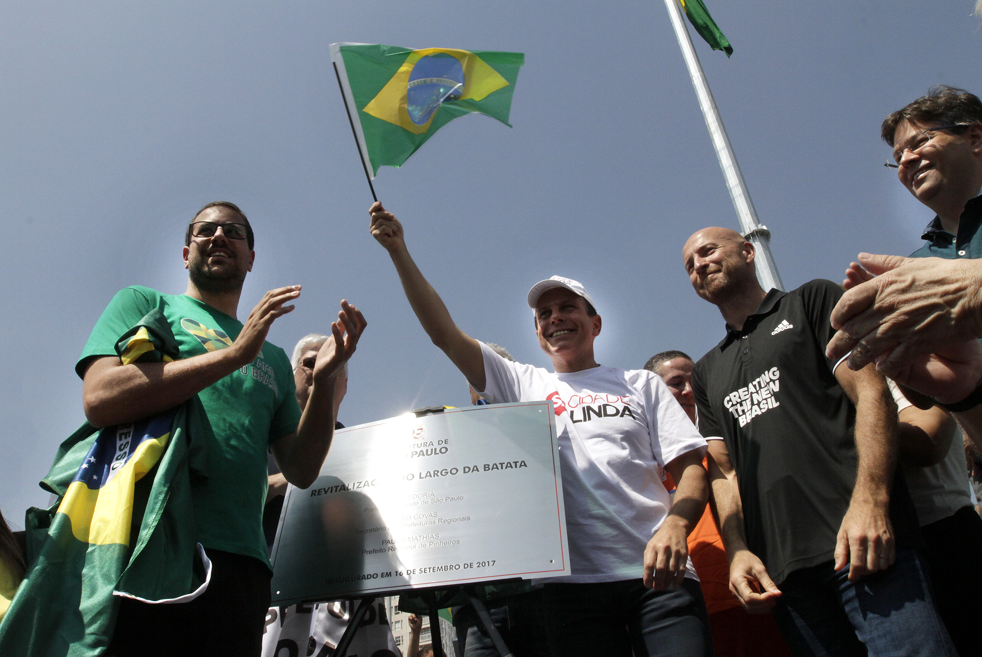 716362-Revitalização do Largo da Batata