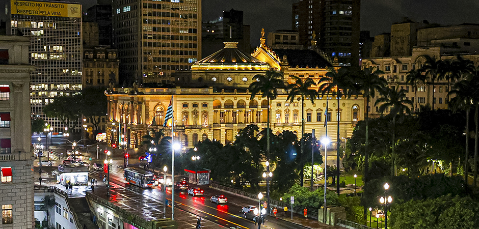 825281-Nova Iluminação no Theatro Municipal