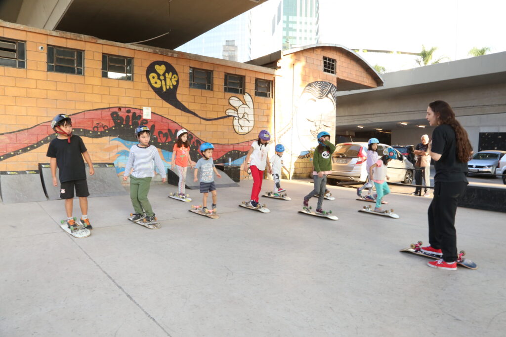 Na imagem, pista de skate do Clube da Comunidade Arena Radical.