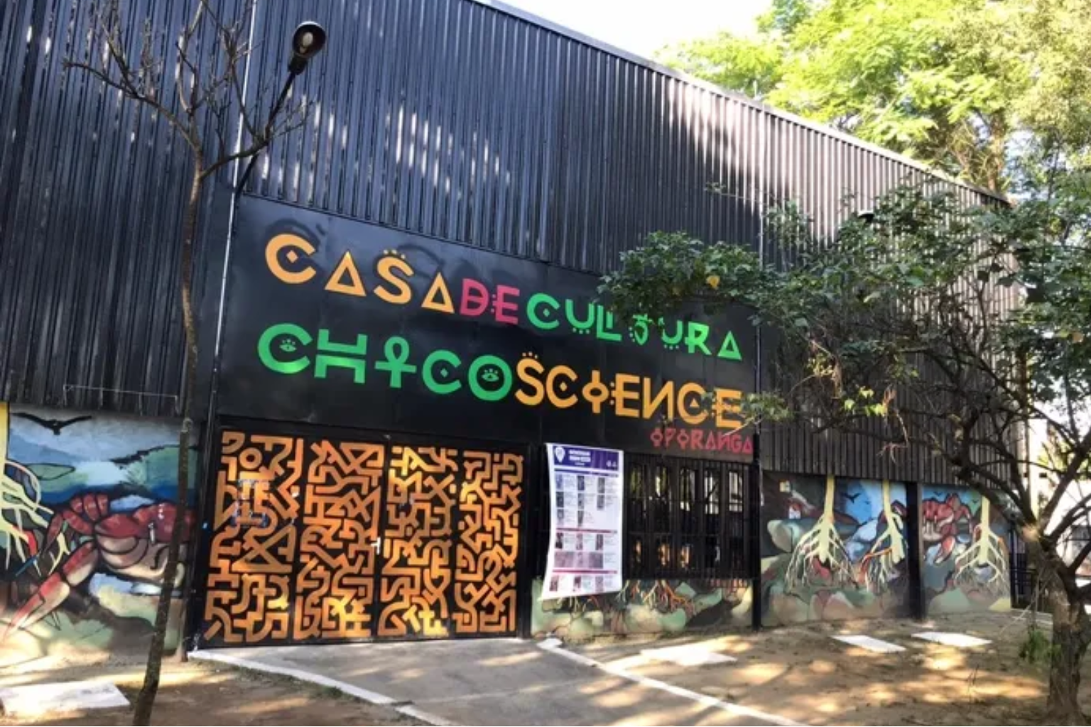 Faixada Casa de Cultura Chico Science