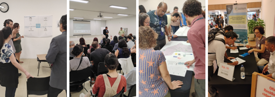 A imagem mostra quatro momentos de um evento participativo. Na primeira cena, algumas pessoas conversam em frente a um painel com anotações na parede. Na segunda, um auditório cheio acompanha uma apresentação projetada em tela. Na terceira, participantes analisam mapas grandes sobre mesas, apontando e discutindo. Na quarta, pessoas conversam em uma mesa de atendimento, onde há fichas e um banner informativo.