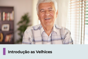 A imagem mostra um homem com idade entre 60-70 anos, usando uma camisa xadrez clara. Abaixo, um texto escrito 