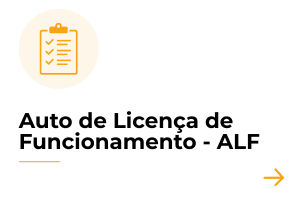 A imagem tem fundo branco. No canto superior esquerdo, há um ícone de prancheta laranja com três marcadores e linhas horizontais. O ícone está dentro de um círculo bege claro. Logo abaixo, o texto 