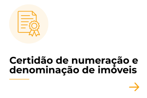 Em fundo branco, o card apresenta na parte superior esquerda o ícone de um certificado com selo e fita, desenhado em linhas alaranjadas sobre um círculo bege claro. Abaixo do ícone, destaca-se o título 