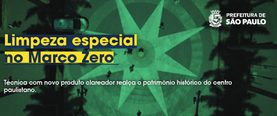 Banner informativo com uma imagem aérea do Marco Zero de São Paulo, que é o ponto central da Praça da Sé.  Imagem de Fundo: A imagem, em tons de verde escuro e preto, mostra uma visão de cima do Marco Zero. É visível o desenho no chão da praça em formato de estrela, com raios que se estendem para fora. Pessoas e veículos, como um carro branco na parte superior esquerda, aparecem em miniatura, confirmando a perspectiva aérea.  Textos em Destaque:  Título principal (em branco e amarelo, com fundo em destaque azul-marinho): 